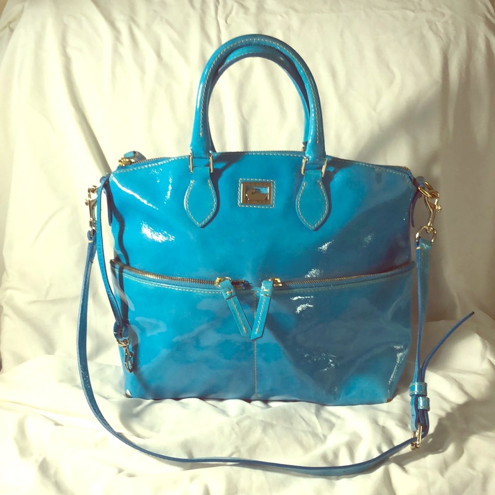 Dooney and Bourke bag Aqua patten leather 12x11